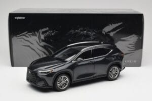 Lexus NX450h+ AZ20 Schwarz Kyosho 1:18 08968GBK Resin – Bild 8 von 8