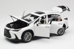 Lexus NX450h+ AZ20 Weiss Kyosho 1:18 08968Q Resin – Bild 2 von 8