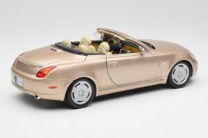 Lexus SC430 Beige Maisto 1:18 31629 Metall – Bild 3 von 8