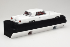Lincoln Continental Mark II Weiss Road Signature 1:18 20078-P1 Metall – Bild 2 von 6