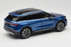 Lincoln Corsair Blau OEM 1:18 LINCOLN001 Metall – Bild 3 von 8