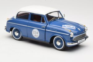 Lloyd Alexander TS #234 Blau Revell 1:18 08463 Metall – Bild 6 von 8