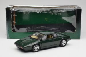 Lotus Esprit S1 Grün AUTOart 1:18 75302 Metall – Bild 8 von 8