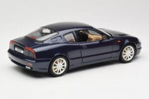 Maserati 3200 GT Schwarz Bburago 1:18 3371 Metall – Bild 3 von 8