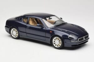 Maserati 3200 GT Schwarz Bburago 1:18 3371 Metall – Bild 6 von 8