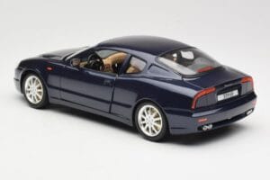 Maserati 3200 GT Schwarz Bburago 1:18 3371 Metall – Bild 7 von 8