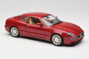 Maserati 3200 GT Dunkelrot Bburago 1:18 3341-M2 Metall – Bild 6 von 8