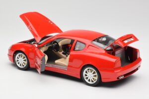Maserati 3200 GT Rot Bburago 1:18 3341 Metall – Bild 5 von 8