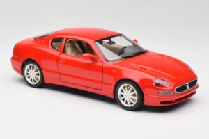 Maserati 3200 GT Rot Bburago 1:18 3341 Metall – Bild 6 von 8