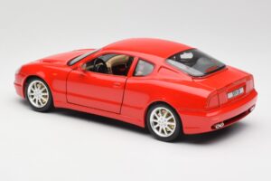 Maserati 3200 GT Rot Bburago 1:18 3341 Metall – Bild 7 von 8