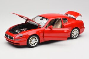 Maserati 3200 GT Rot Sonderkollektion Bburago 1:18 30071 Metall – Bild 2 von 8