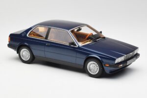 Maserati Biturbo Coupe Dunkelblau Metallic Minichamps 1:18 107123500 Metall – Bild 4 von 6