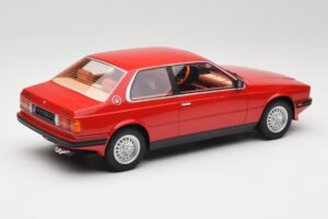 Maserati BiTurbo Coupe Rosso Corsa Minichamps 1:18 107123501 Resin – Bild 2 von 6