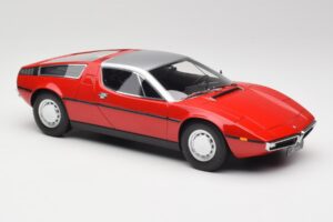 Maserati Bora Rot & Silber Minichamps 1:18 107123721 Resin – Bild 4 von 6