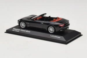 Maserati GranCabrio Schwarz Metallic Minichamps 1:43 400123930 Metall – Bild 3 von 5