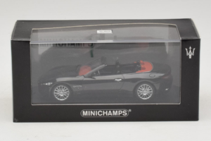 Maserati GranCabrio Schwarz Metallic Minichamps 1:43 400123930 Metall – Bild 5 von 5