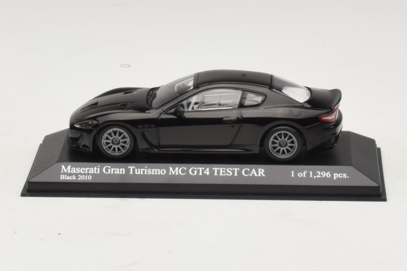 Maserati GranTurismo MC GT4 Schwarz Minichamps 1:43 400101202 Metall