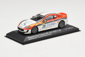 Maserati GranTurismo MC GT4 #28 Smurra / Piancastelli Maserati MC 2010 Minichamps 1:43 400101228 Metall – Bild 2 von 5