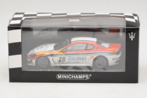 Maserati GranTurismo MC GT4 #28 Smurra / Piancastelli Maserati MC 2010 Minichamps 1:43 400101228 Metall – Bild 5 von 5