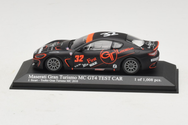 Maserati GranTurismo MC GT4 #32 J. Sicart Maserati MC 2010 Minichamps 1:43 400101232 Metall