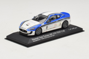 Maserati GranTurismo MC GT4 #9 Moncada / Petrini Maserati MC 2010 Minichamps 1:43 400101209 Metall – Bild 2 von 5