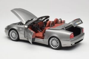Maserati 4200 GT Spyder Grau Bburago 1:18 18-12019 Metall – Bild 5 von 8