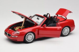 Maserati GT Spyder Rot Bburago 1:18 34097 Metall – Bild 2 von 8