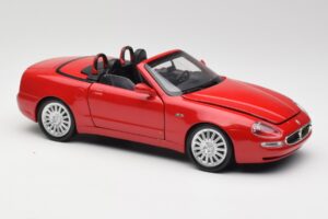 Maserati GT Spyder Rot Bburago 1:18 34097 Metall – Bild 6 von 8