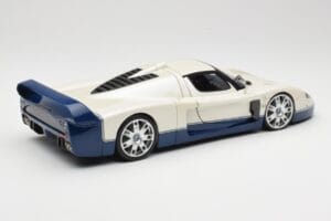 Maserati MC12 Weiss Blau Hot Wheels 1:18 G7158 Metall – Bild 3 von 8