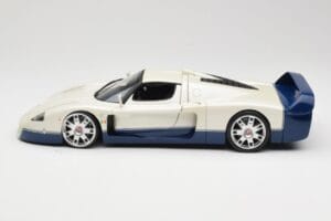 Maserati MC12 Weiss Blau Hot Wheels 1:18 G7158 Metall – Bild 4 von 8