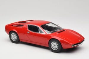 Maserati Merak Rot Minichamps 1:18 107123761 Resin – Bild 4 von 6