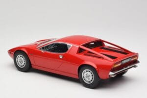 Maserati Merak Rot Minichamps 1:18 107123761 Resin – Bild 5 von 6