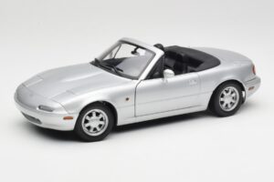 Mazda MX-5 Miata NA Highlight Silber Gate 1:18 1015 Metall