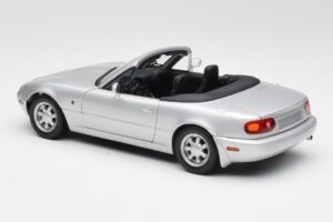 Mazda MX-5 Miata NA Highlight Silber Gate 1:18 1015 Metall – Bild 7 von 8