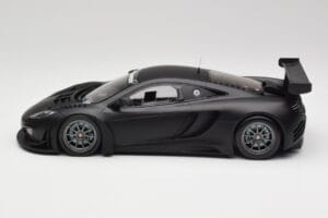 McLaren 12C GT3 Carbon Matt Schwarz Minichamps 1:18 151121390 Metall – Bild 3 von 6