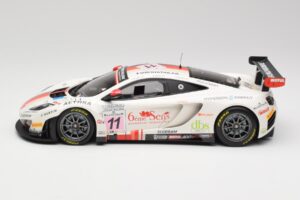 McLaren 12C GT3 #11 Art Grand Prix C. Leclerc / N. Parisy / A. Soucek Spa 24 Hours 2013 Minichamps 1:18 151131311 Metall – Bild 3 von 6