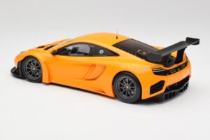 McLaren 12C GT3 Papaya Orange Minichamps 1:18 151121391 Metall – Bild 5 von 6