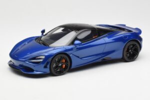 McLaren 750S Blau GT Spirit 1:18 GT458 Resin
