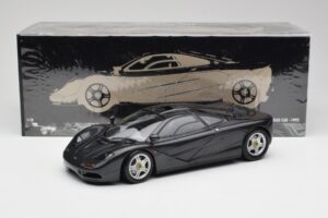 McLaren F1 Carbon Schwarz Metallic Minichamps 1:18 530133420 Metall – Bild 8 von 8