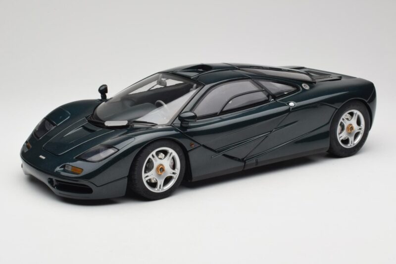 McLaren F1 Dark Green Metallic Minichamps 1:12 530133127 Metall