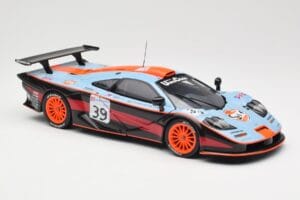 McLaren F1 GTR #39 Gulf R. Bellm / A. Gilbert / M. Sekiya 24 Hours of Le Mans 1997 UT Models 1:18 39725 Metall – Bild 6 von 8
