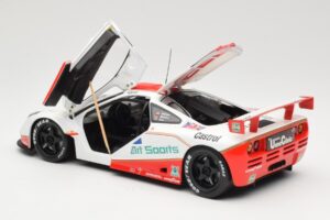 McLaren F1 GTR GT1 #30 West Competition J. Nielsen 1996 UT Models 1:18 39624 Metall – Bild 5 von 8