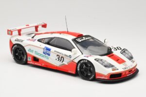 McLaren F1 GTR GT1 #30 West Competition J. Nielsen 1996 UT Models 1:18 39624 Metall – Bild 6 von 8