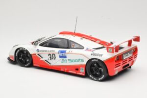 McLaren F1 GTR GT1 #30 West Competition J. Nielsen 1996 UT Models 1:18 39624 Metall – Bild 7 von 8