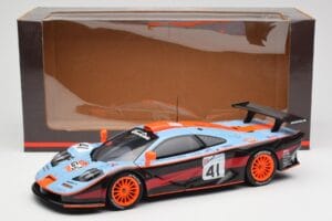 McLaren F1 GTR #41 P-H. Raphanel / C. Gounon / A. Olofsson 24 Hours of Le Mans 1997 UT Models 1:18 39727 Metall – Bild 8 von 8