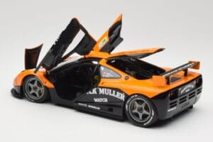 McLaren F1 GTR Kokusai Kaihatsu Racing #53 O. Giroix / J. Sala / P. Deletraz 24 Hours of Le Mans 1996 Minichamps 1:18 5301336 – Bild 5 von 8