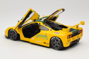 McLaren F1 GTR #51 Mach One Racing Le Mans 1995 UT Models 1:18 530151851 Metall – Bild 5 von 8