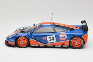 McLaren F1 GTR #34 Gulf Racing 1996 UT Models 1:18 39621 Metall – Bild 4 von 8