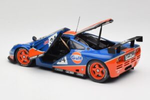 McLaren F1 GTR #34 Gulf Racing 1996 UT Models 1:18 39621 Metall – Bild 5 von 8