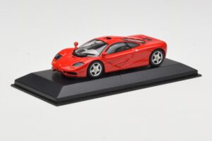 McLaren F1 Rot Minichamps 1:43 433133438 Metall – Bild 2 von 4